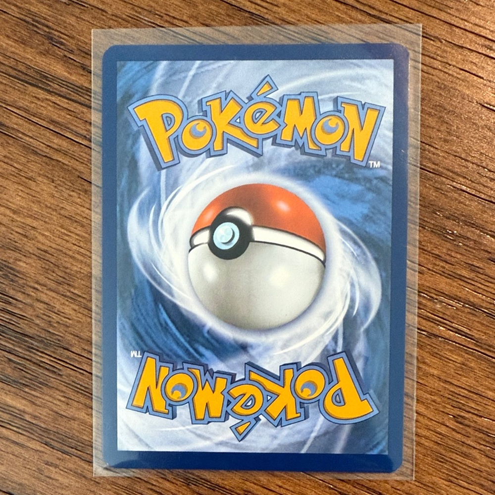 Articuno Pokémon Card - Picture 3 of 4